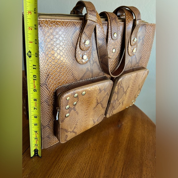 snake print large tote bag - Picture 5 of 7